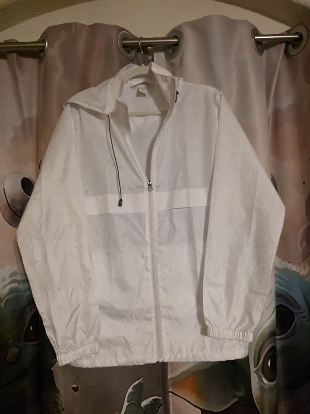 Lightweight White Hooded Windbreaker Jacket